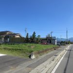 前面道路東方向に見える八ケ岳(2019年9月）