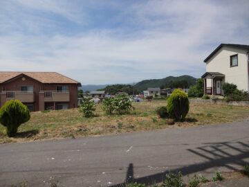前面道路からの現地。2017年6月撮影