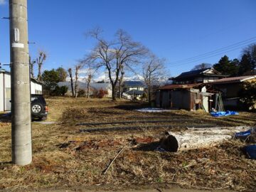 西側道路から東方向を撮影。八ヶ岳の眺望有(2021年12月）