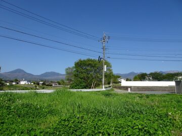 蓼科山と横岳の眺望のある北東方向（2025年5月）