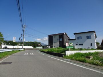 北西側から物件を撮影(2025年5月）