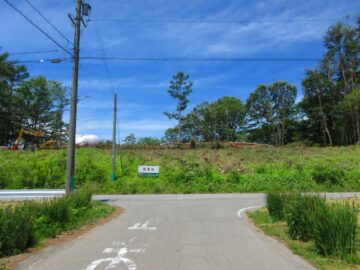 前面道路南東側から撮影（2026年6月）