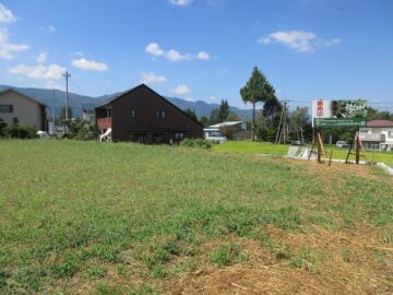 物件西方向を撮影（2025年9月）