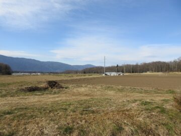 物件西方向を撮影(2025年12月）