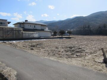 前面道路北方向から撮影(2026年2月）