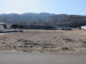 前面道路から撮影(2026年2月）