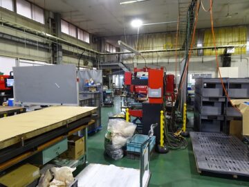 １F　工場