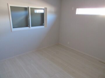 北西側７帖洋室