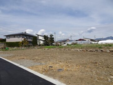 前面道路南西側から撮影(2026年4月）