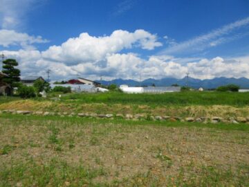 物件から八ヶ岳の見える東方向を撮影(2026年6月) 物件から八ヶ岳の見える東方向を撮影(2026年6月)