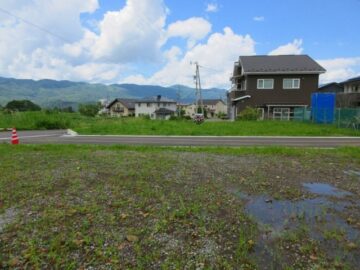 物件西方向を撮影(2026年6月) 物件西方向を撮影(2026年6月)